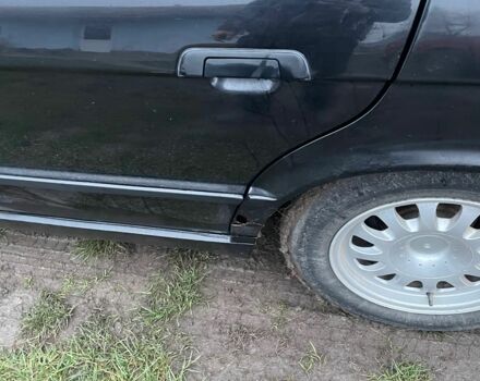 Чорний БМВ 5 Серія, об'ємом двигуна 2 л та пробігом 300 тис. км за 1400 $, фото 11 на Automoto.ua
