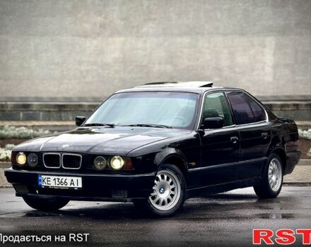 Черный БМВ 5 Серия, объемом двигателя 2.5 л и пробегом 500 тыс. км за 1750 $, фото 1 на Automoto.ua