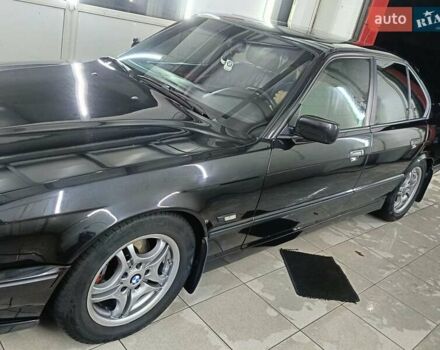 Черный БМВ 5 Серия, объемом двигателя 3 л и пробегом 525 тыс. км за 7400 $, фото 3 на Automoto.ua