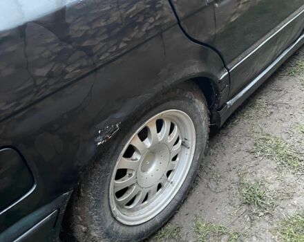 Чорний БМВ 5 Серія, об'ємом двигуна 2 л та пробігом 300 тис. км за 1400 $, фото 5 на Automoto.ua