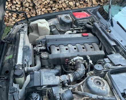 Чорний БМВ 5 Серія, об'ємом двигуна 2 л та пробігом 300 тис. км за 1400 $, фото 7 на Automoto.ua