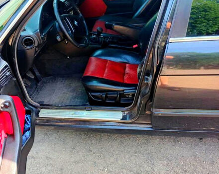 Черный БМВ 5 Серия, объемом двигателя 2.5 л и пробегом 0 тыс. км за 2600 $, фото 3 на Automoto.ua