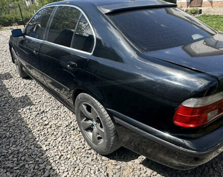 Черный БМВ 5 Серия, объемом двигателя 2.49 л и пробегом 300 тыс. км за 2500 $, фото 2 на Automoto.ua