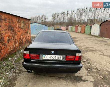 Черный БМВ 5 Серия, объемом двигателя 2 л и пробегом 349 тыс. км за 3000 $, фото 2 на Automoto.ua