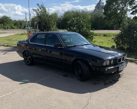 Чорний БМВ 5 Серія, об'ємом двигуна 2 л та пробігом 350 тис. км за 2200 $, фото 1 на Automoto.ua