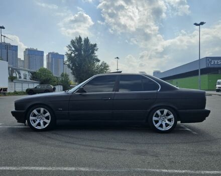 Черный БМВ 5 Серия, объемом двигателя 3 л и пробегом 360 тыс. км за 3400 $, фото 2 на Automoto.ua