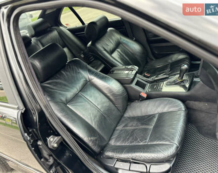 Черный БМВ 5 Серия, объемом двигателя 2.79 л и пробегом 303 тыс. км за 3999 $, фото 4 на Automoto.ua