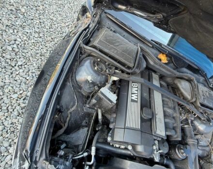 Черный БМВ 5 Серия, объемом двигателя 2.5 л и пробегом 300 тыс. км за 2900 $, фото 19 на Automoto.ua