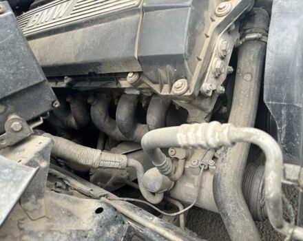 Чорний БМВ 5 Серія, об'ємом двигуна 2.8 л та пробігом 303 тис. км за 4400 $, фото 6 на Automoto.ua