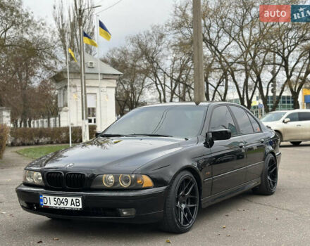Черный БМВ 5 Серия, объемом двигателя 2.79 л и пробегом 303 тыс. км за 3999 $, фото 1 на Automoto.ua