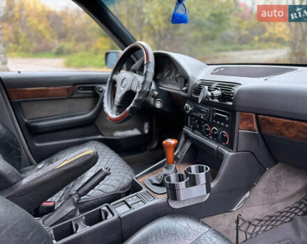 Черный БМВ 5 Серия, объемом двигателя 2.5 л и пробегом 471 тыс. км за 3500 $, фото 10 на Automoto.ua