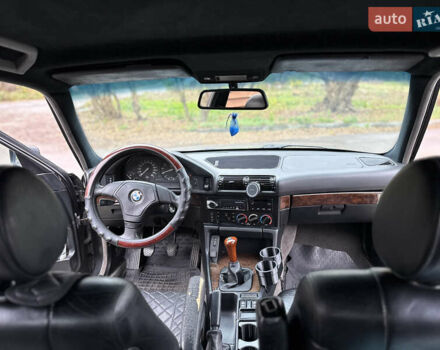 Черный БМВ 5 Серия, объемом двигателя 2.5 л и пробегом 471 тыс. км за 3500 $, фото 16 на Automoto.ua