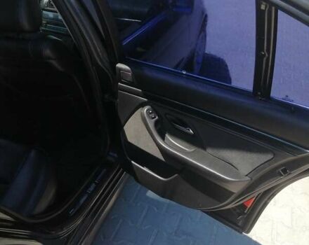 Черный БМВ 5 Серия, объемом двигателя 3.5 л и пробегом 262 тыс. км за 4000 $, фото 5 на Automoto.ua