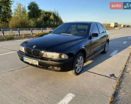 Черный БМВ 5 Серия, объемом двигателя 2 л и пробегом 269 тыс. км за 3299 $, фото 1 на Automoto.ua