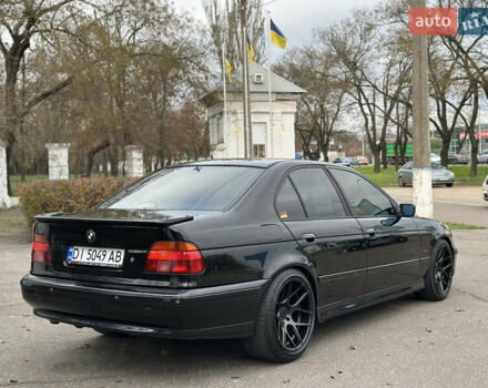 Черный БМВ 5 Серия, объемом двигателя 2.79 л и пробегом 303 тыс. км за 3999 $, фото 13 на Automoto.ua