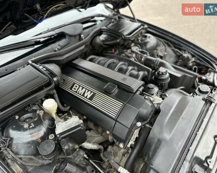 Черный БМВ 5 Серия, объемом двигателя 2.79 л и пробегом 303 тыс. км за 3999 $, фото 12 на Automoto.ua