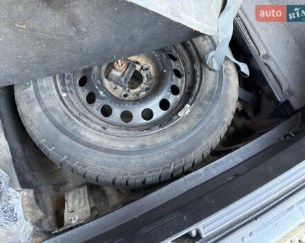 Черный БМВ 5 Серия, объемом двигателя 2.5 л и пробегом 300 тыс. км за 2900 $, фото 17 на Automoto.ua