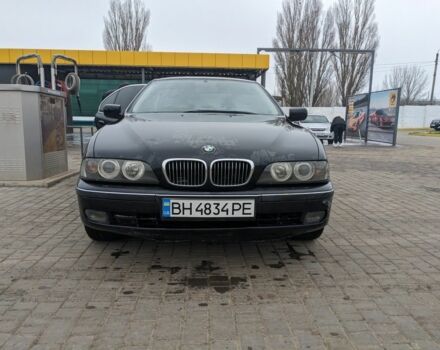Черный БМВ 5 Серия, объемом двигателя 3.5 л и пробегом 267 тыс. км за 4000 $, фото 4 на Automoto.ua