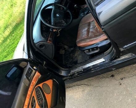 Черный БМВ 5 Серия, объемом двигателя 2.8 л и пробегом 600 тыс. км за 3200 $, фото 7 на Automoto.ua