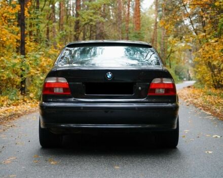 Черный БМВ 5 Серия, объемом двигателя 4.4 л и пробегом 400 тыс. км за 13000 $, фото 3 на Automoto.ua