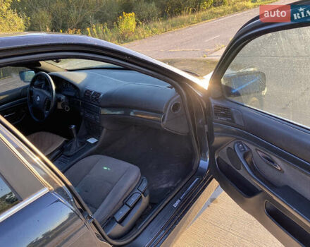 Черный БМВ 5 Серия, объемом двигателя 2 л и пробегом 269 тыс. км за 3299 $, фото 10 на Automoto.ua