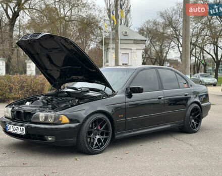 Черный БМВ 5 Серия, объемом двигателя 2.79 л и пробегом 303 тыс. км за 3999 $, фото 11 на Automoto.ua