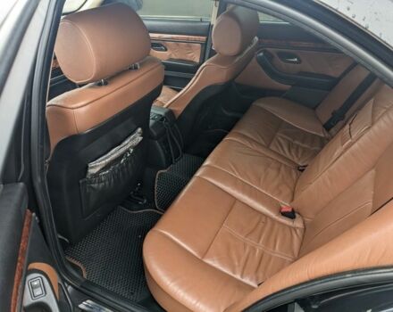 Черный БМВ 5 Серия, объемом двигателя 3.5 л и пробегом 267 тыс. км за 4000 $, фото 9 на Automoto.ua