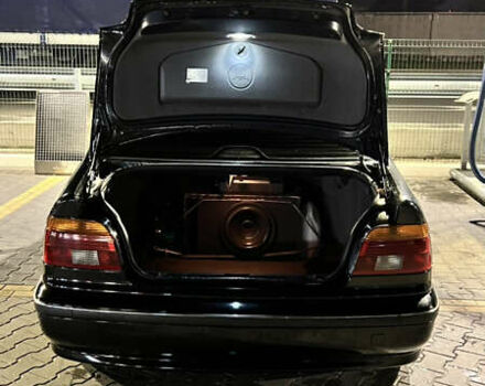 Черный БМВ 5 Серия, объемом двигателя 1.99 л и пробегом 440 тыс. км за 4600 $, фото 7 на Automoto.ua