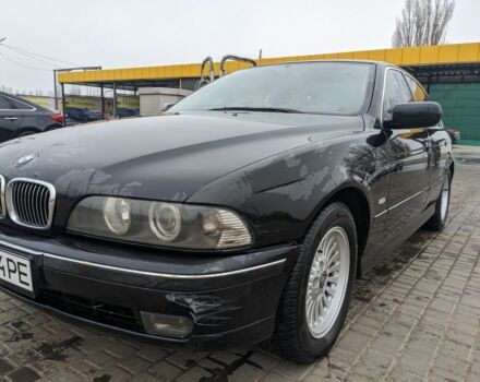 Черный БМВ 5 Серия, объемом двигателя 3.5 л и пробегом 267 тыс. км за 4000 $, фото 3 на Automoto.ua