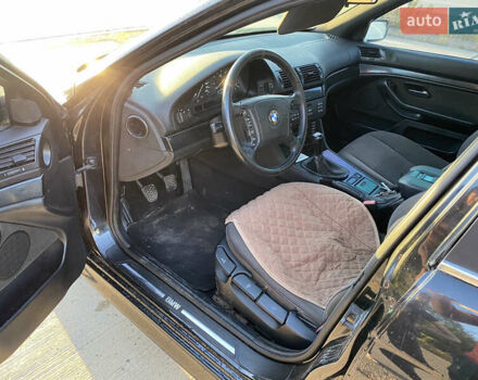 Черный БМВ 5 Серия, объемом двигателя 2 л и пробегом 269 тыс. км за 3299 $, фото 8 на Automoto.ua