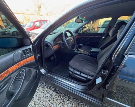 Черный БМВ 5 Серия, объемом двигателя 2.5 л и пробегом 300 тыс. км за 2900 $, фото 9 на Automoto.ua