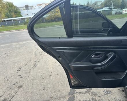 Чорний БМВ 5 Серія, об'ємом двигуна 2.8 л та пробігом 303 тис. км за 4400 $, фото 11 на Automoto.ua