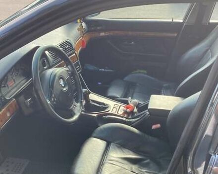 Черный БМВ 5 Серия, объемом двигателя 2.8 л и пробегом 465 тыс. км за 4500 $, фото 7 на Automoto.ua