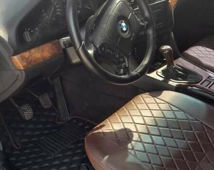 Чорний БМВ 5 Серія, об'ємом двигуна 1.99 л та пробігом 265 тис. км за 5500 $, фото 4 на Automoto.ua