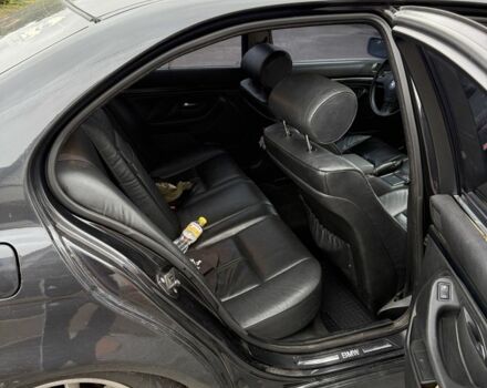 Черный БМВ 5 Серия, объемом двигателя 2.5 л и пробегом 460 тыс. км за 3500 $, фото 3 на Automoto.ua