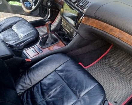 Чорний БМВ 5 Серія, об'ємом двигуна 2 л та пробігом 333 тис. км за 4400 $, фото 1 на Automoto.ua
