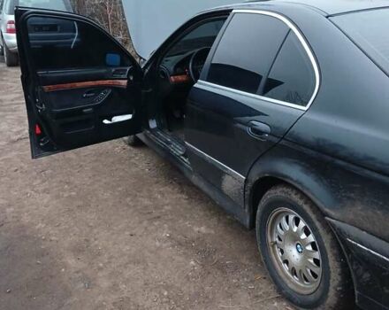 Чорний БМВ 5 Серія, об'ємом двигуна 1.99 л та пробігом 265 тис. км за 5500 $, фото 9 на Automoto.ua