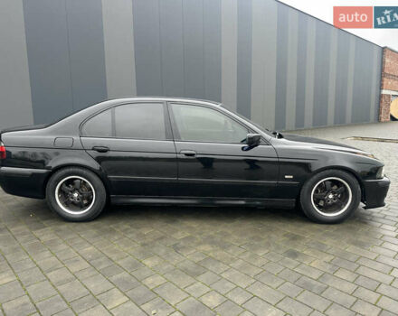 Черный БМВ 5 Серия, объемом двигателя 2.5 л и пробегом 460 тыс. км за 4800 $, фото 6 на Automoto.ua