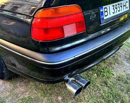 Чорний БМВ 5 Серія, об'ємом двигуна 2 л та пробігом 350 тис. км за 3200 $, фото 6 на Automoto.ua