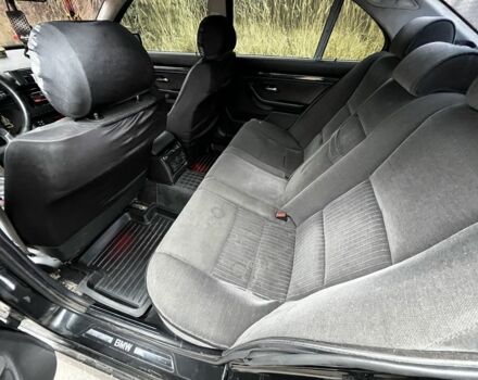 Черный БМВ 5 Серия, объемом двигателя 2 л и пробегом 339 тыс. км за 3500 $, фото 4 на Automoto.ua