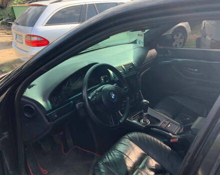 Черный БМВ 5 Серия, объемом двигателя 2.5 л и пробегом 305 тыс. км за 4500 $, фото 5 на Automoto.ua