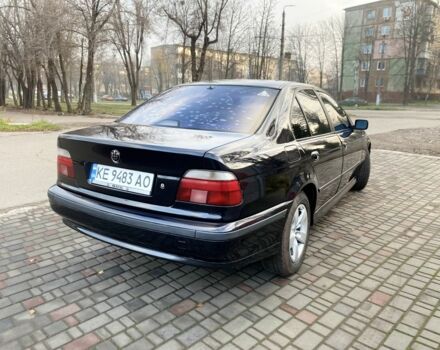 Черный БМВ 5 Серия, объемом двигателя 2.8 л и пробегом 282 тыс. км за 5500 $, фото 3 на Automoto.ua