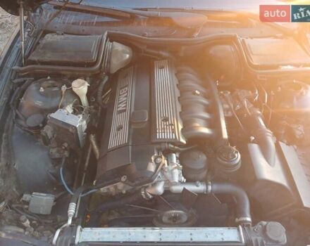 Чорний БМВ 5 Серія, об'ємом двигуна 1.99 л та пробігом 265 тис. км за 5500 $, фото 8 на Automoto.ua