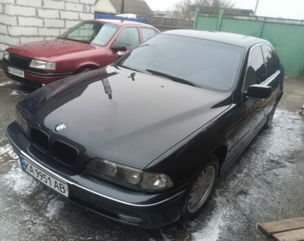 Черный БМВ 5 Серия, объемом двигателя 2 л и пробегом 496 тыс. км за 3200 $, фото 4 на Automoto.ua