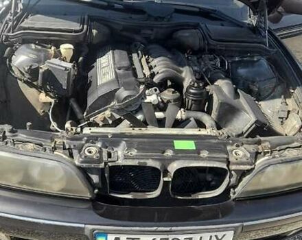 Чорний БМВ 5 Серія, об'ємом двигуна 1.99 л та пробігом 265 тис. км за 5500 $, фото 3 на Automoto.ua