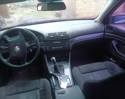 Черный БМВ 5 Серия, объемом двигателя 2 л и пробегом 496 тыс. км за 3200 $, фото 6 на Automoto.ua