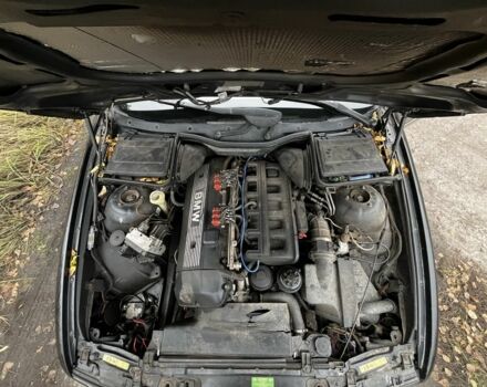 Черный БМВ 5 Серия, объемом двигателя 2 л и пробегом 339 тыс. км за 3500 $, фото 3 на Automoto.ua