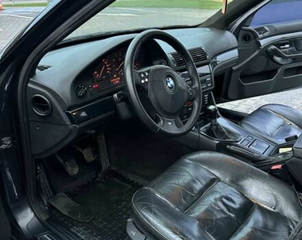 Черный БМВ 5 Серия, объемом двигателя 2.5 л и пробегом 400 тыс. км за 4300 $, фото 7 на Automoto.ua