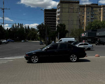 Черный БМВ 5 Серия, объемом двигателя 2.5 л и пробегом 288 тыс. км за 4500 $, фото 5 на Automoto.ua