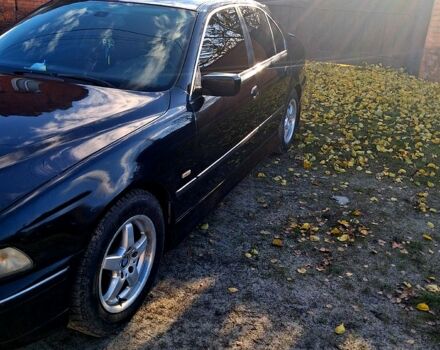 Черный БМВ 5 Серия, объемом двигателя 2 л и пробегом 360 тыс. км за 4000 $, фото 1 на Automoto.ua